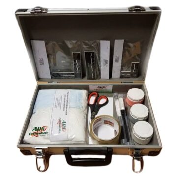 Maletín básico para revelado y levantamiento de huellas latentes