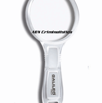 Lupa de mano con lente bifocal 3x y 6x